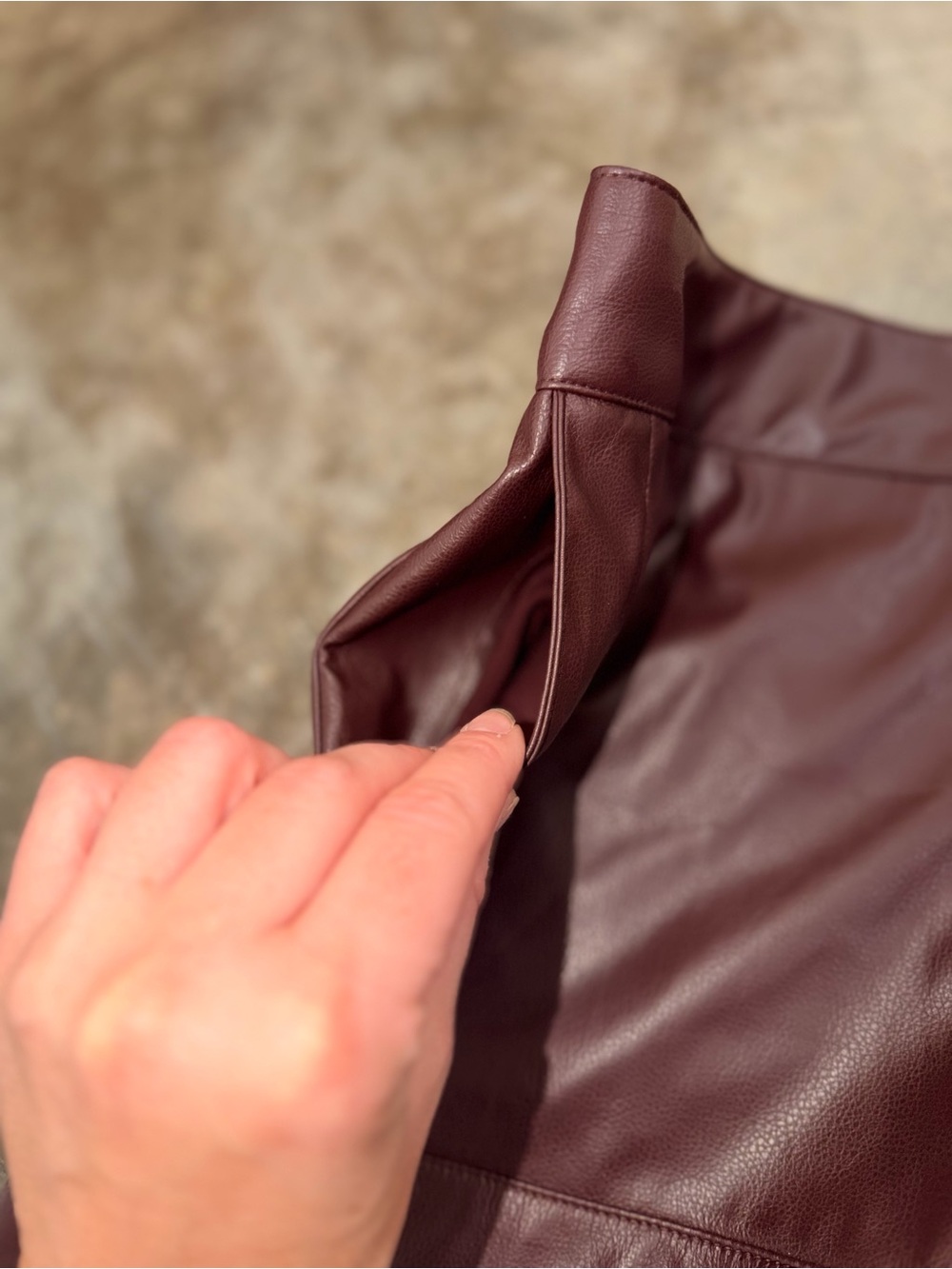 Marie Oliver Faux Leather Shorts Brown Burgundy High Rise 0 Game Day Fall Photos - Picture 4 of 10
